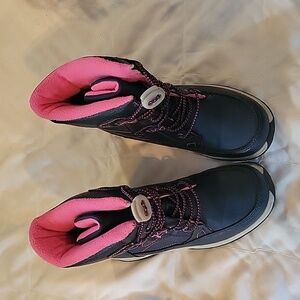 Girls snow boots